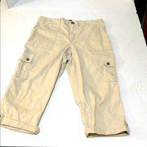 Lee beige cropped cargo pants stretch waist size 10 medium